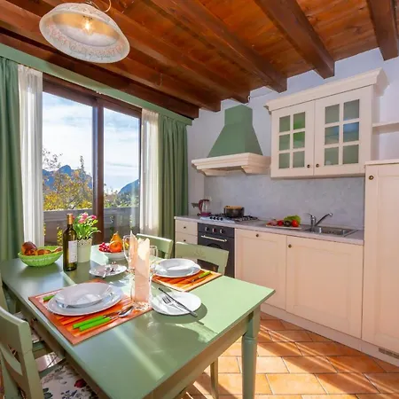 Mimosa In Hilly Area- Dog Friendly - Happy Apartman
