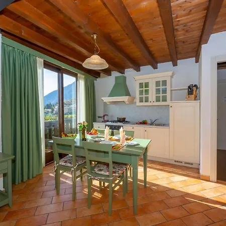 Apartman Mimosa In Hilly Area- Dog Friendly - Happy